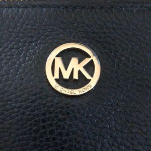 Michael Kors Bags - Michael Kors Leather Travel Case Michael Kors Bags - Michael Kors Leather Travel Case